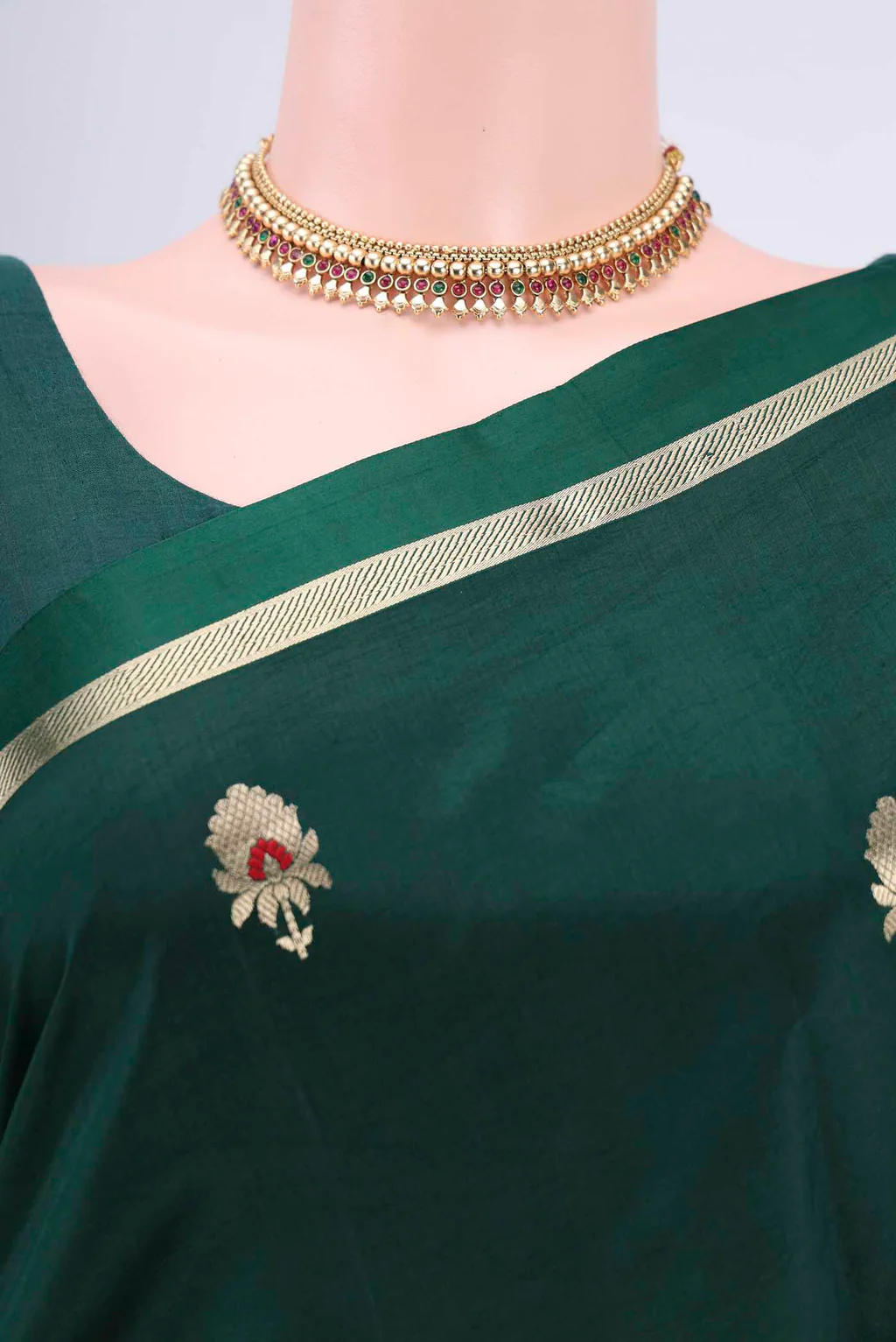 New Glossy saree - Image 3