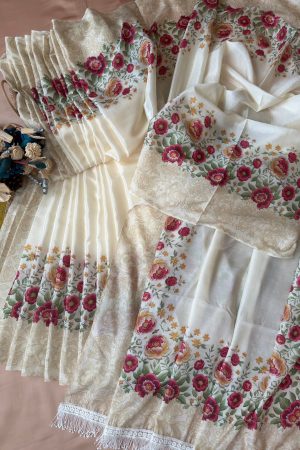 বৈশাখের শাড়ীতে ব্লাউজ পিছ ফ্রি