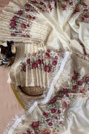 বৈশাখের শাড়ীতে ব্লাউজ পিছ ফ্রি